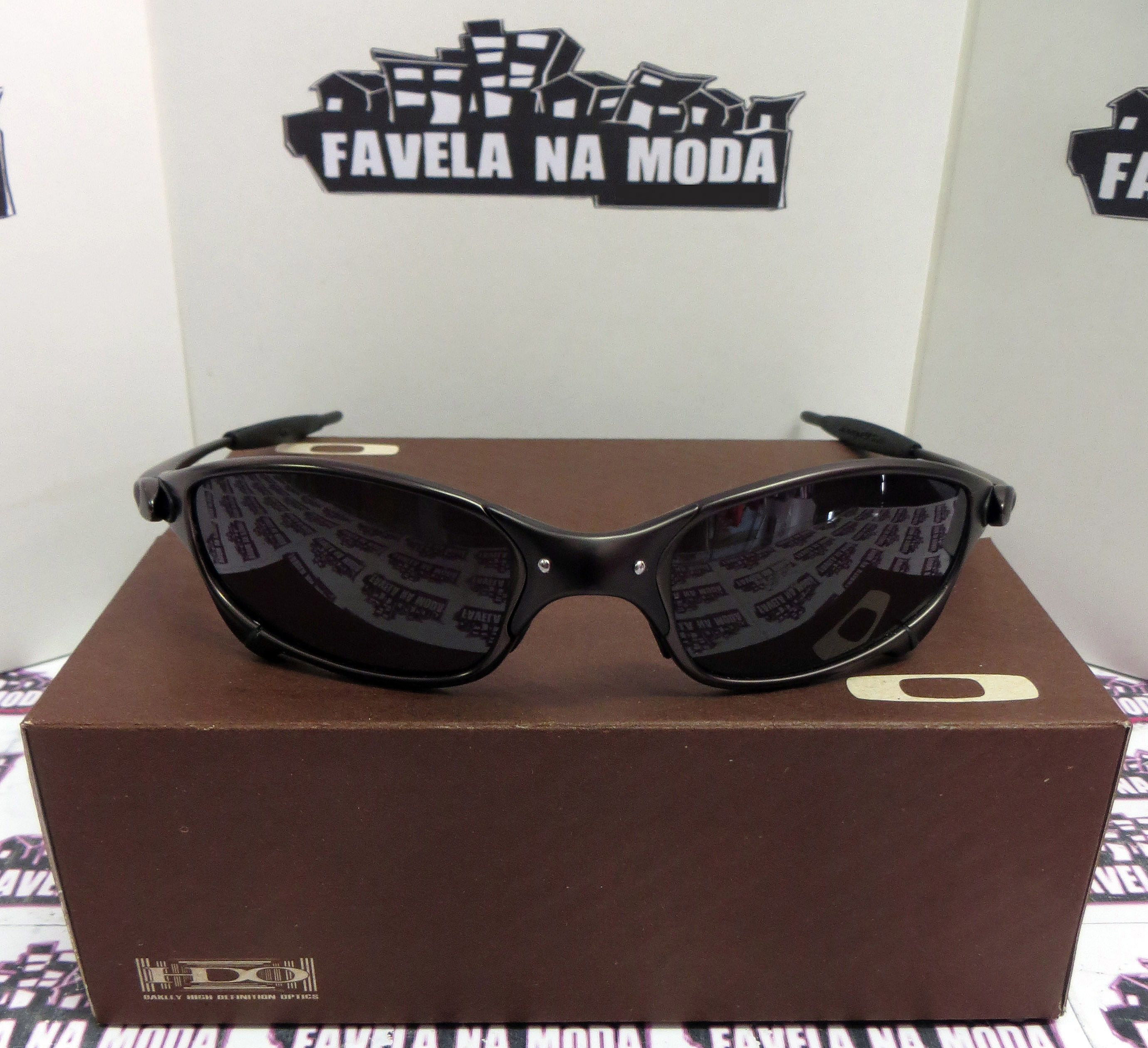 Óculos Juliet com armação metálica na cor grafite e lentes pretas  polarizadas Uv400 na cor preta. – JOC MODAS